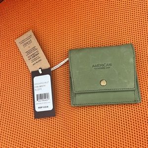 Beautiful army green American Leather Co. wallet